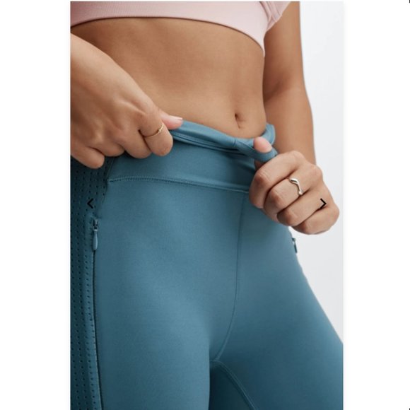 Fabletics High-Waisted Motion365 Run 7/8 Leggings Teal S - Picture 5 of 10